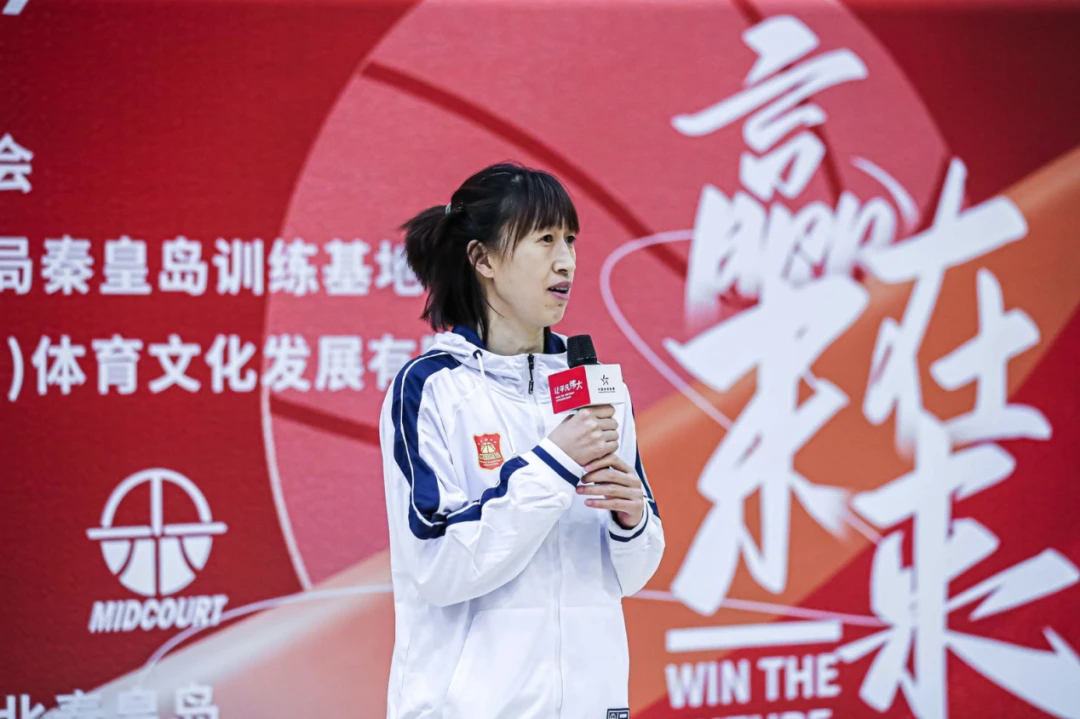 老年篮球爱好者如何练习控卫技巧_2